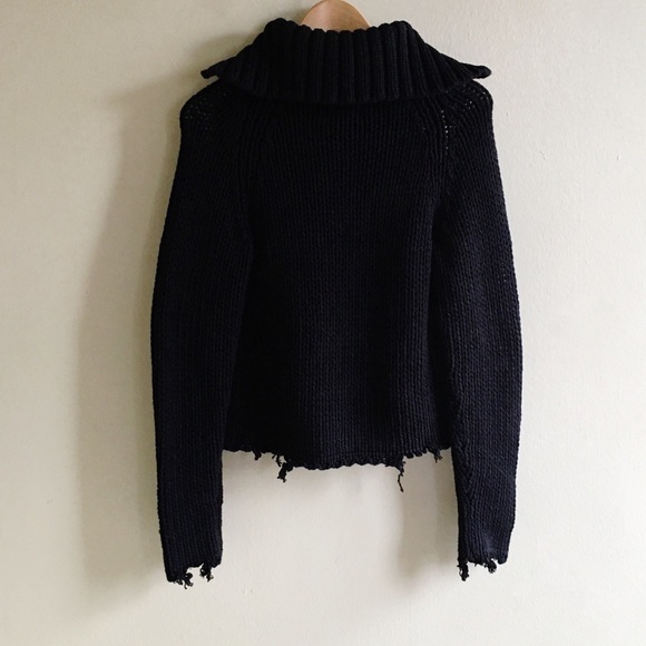 Rta Dom Sweater - Picture 5 of 8